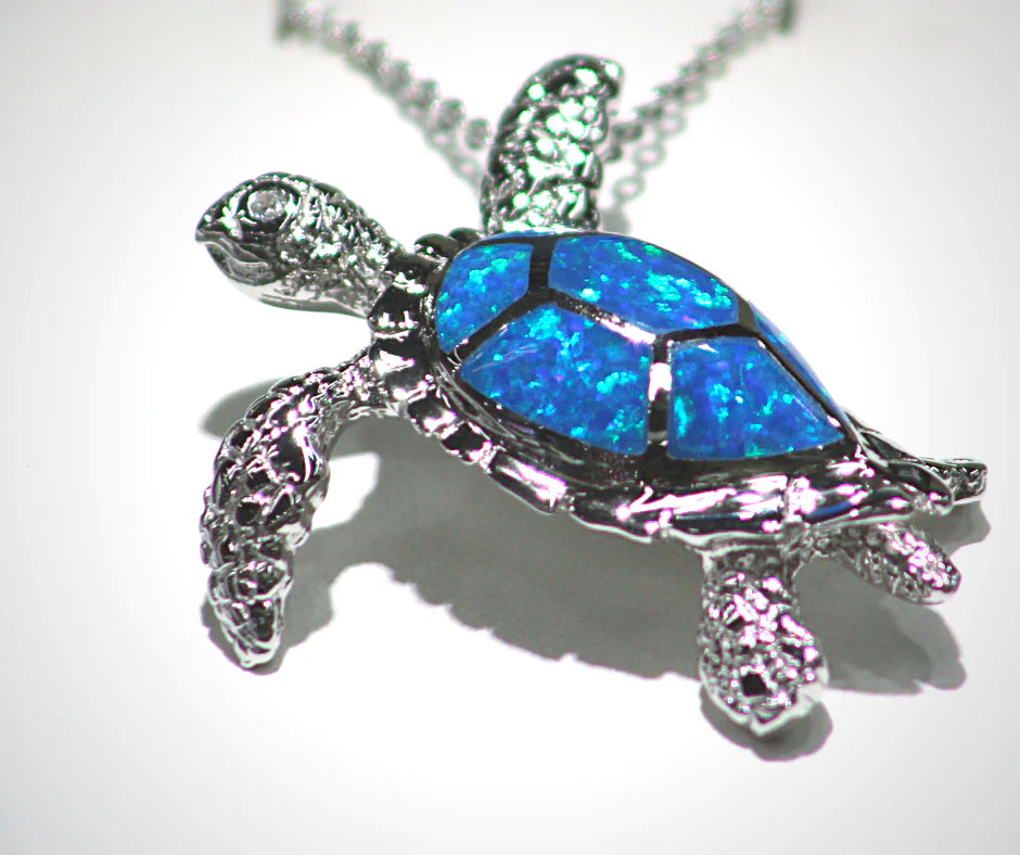 LARGE SILVER TURTLE WITH BLUE LAB OPAL INLAY