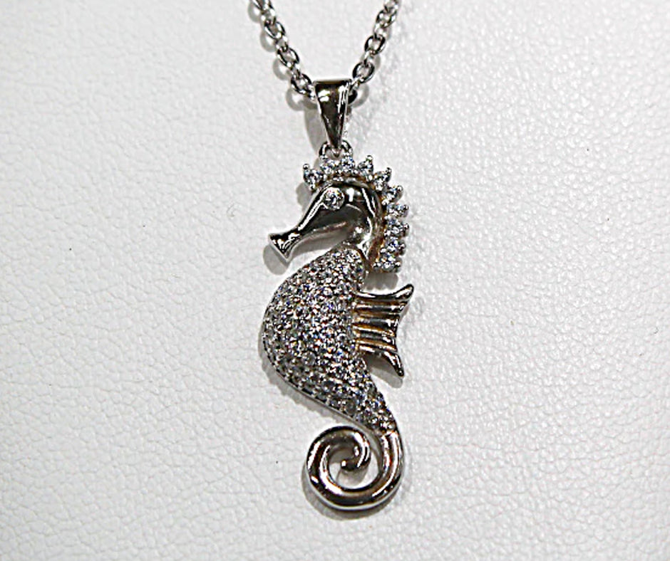 STERLING SILVER SEAHORSE NECKLACE PENDANT