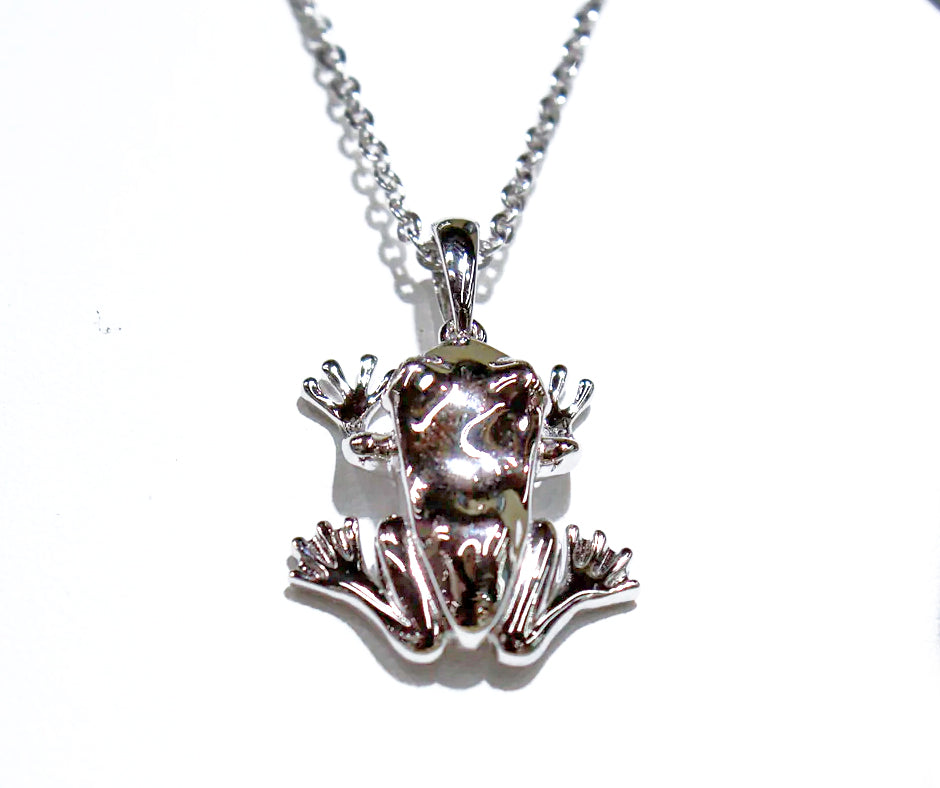STERLING SILVER SITTING FROG