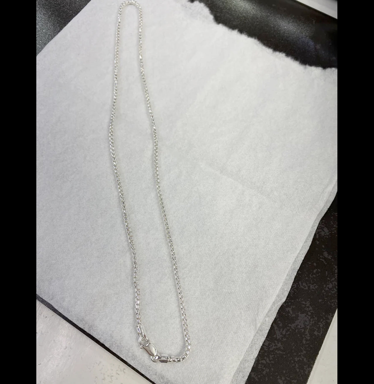 VERSATILE SOLID 20" ROUND BOX CHAIN