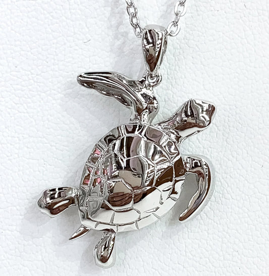 GRACIOUS STERLING SILVER TURTLE PENDANT