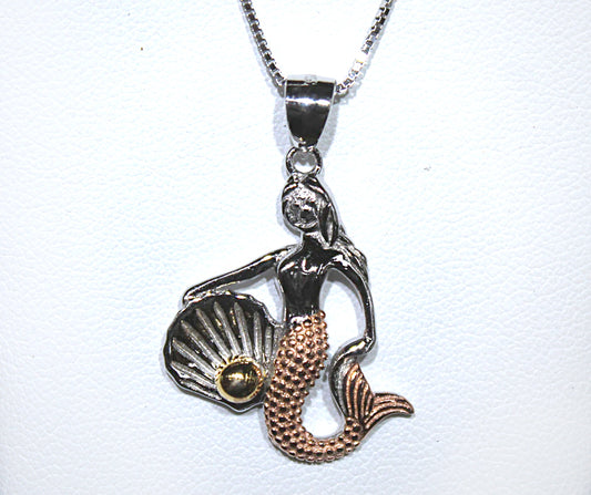 MERMAID WITH SEASHELL PENDANT