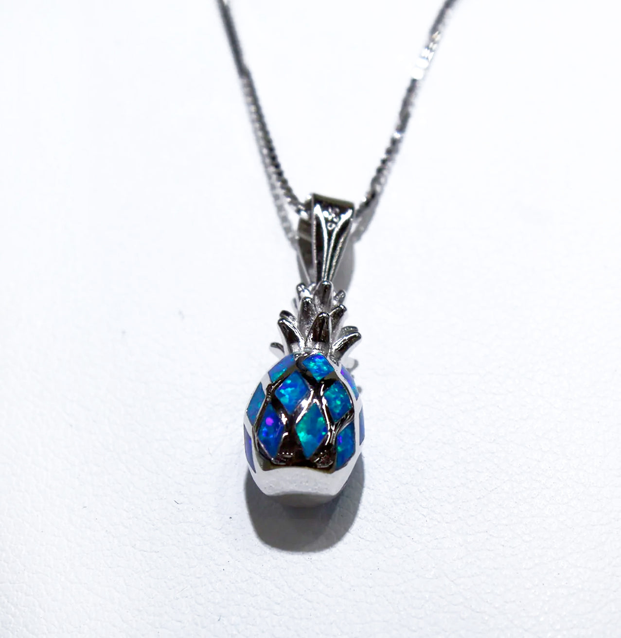 PINEAPPLE PENDANT WITH BLUE OPAL